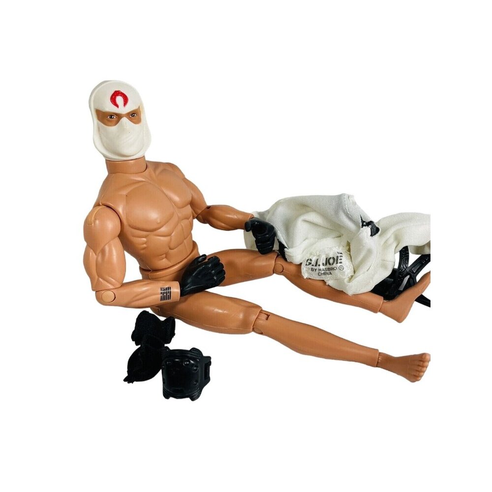 GI Joe V2 Ninja Leader: Storm Shadow With Outfit 1996 Vintage